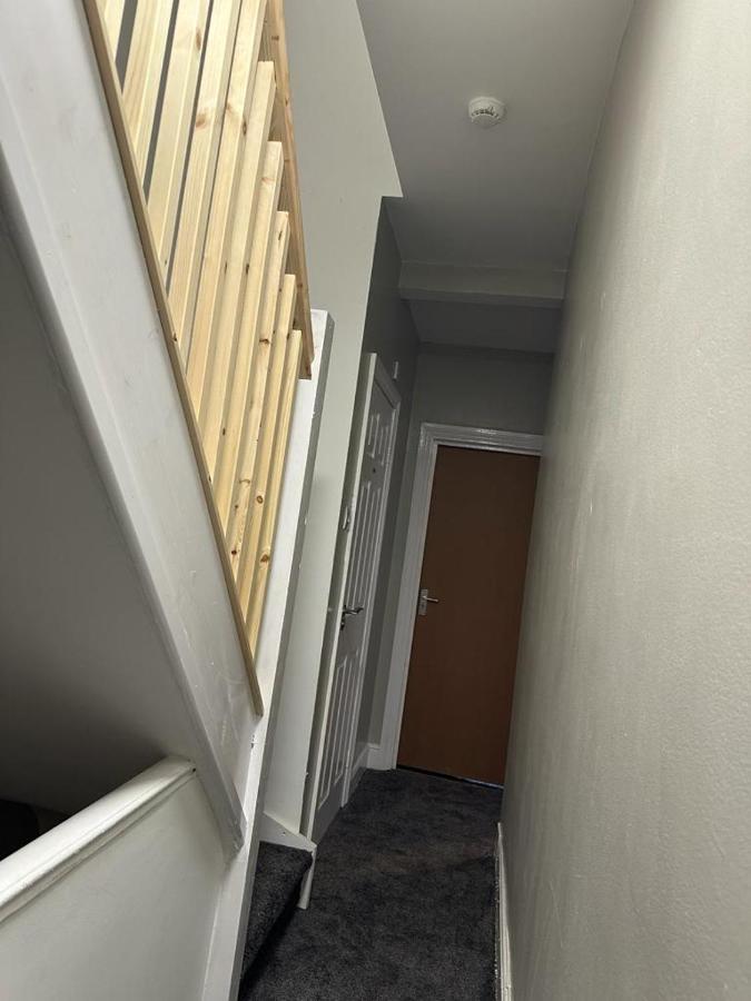 Luton Home Near Airport Private & Shared Bathroom Option Zewnętrze zdjęcie
